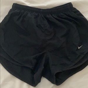 Nike Women’s dry fit  track short